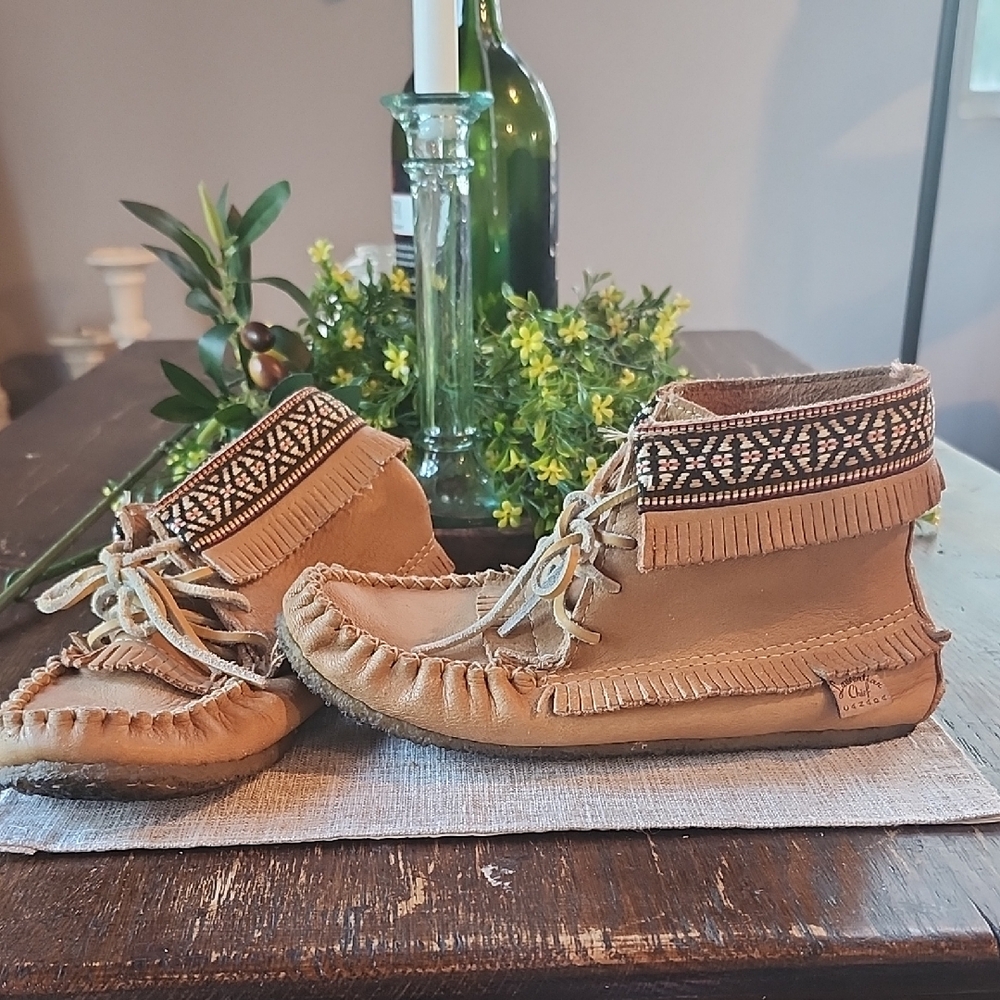 Laurentian Chief Moccasins 100% Genuine Leather
